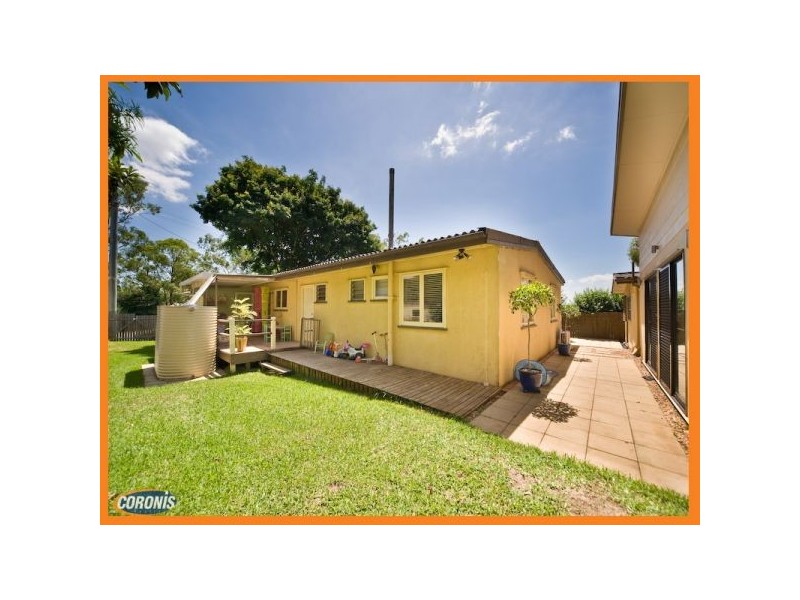 Holland Park West QLD 4121