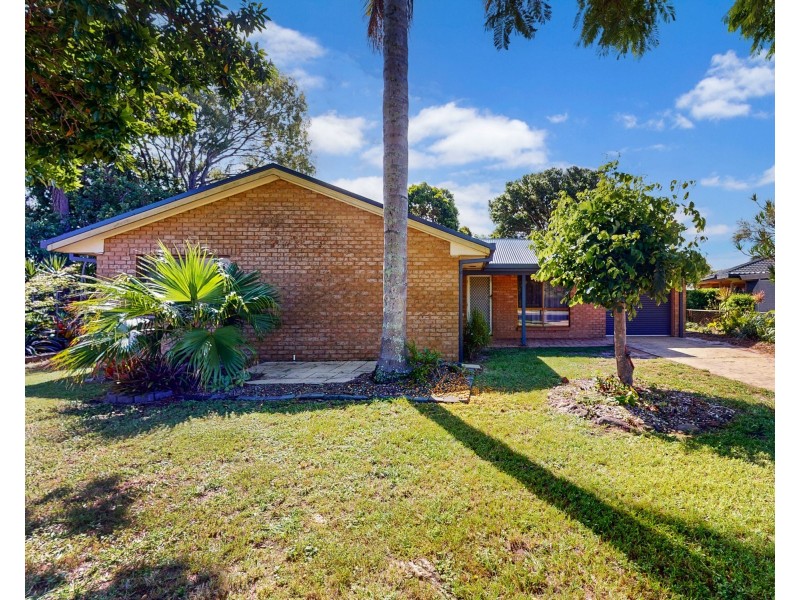 7 Siska Court, Beachmere QLD 4510