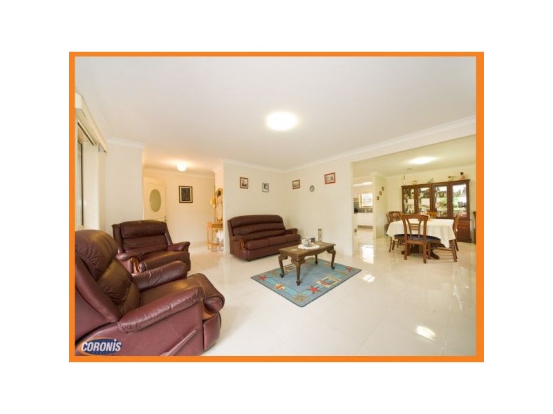 58 Kilmorey Street, Carindale QLD 4152