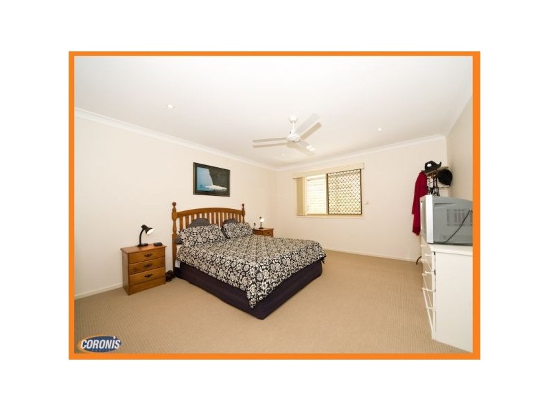 58 Kilmorey Street, Carindale QLD 4152