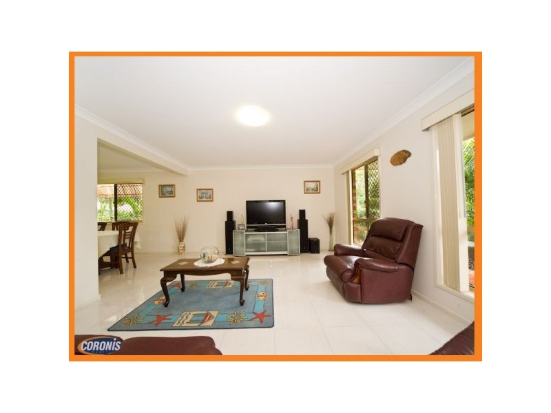 58 Kilmorey Street, Carindale QLD 4152