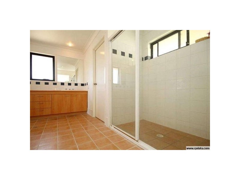 27 Matthau Place, Mcdowall QLD 4053