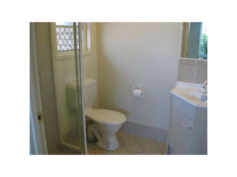 1 Pettys Road, Everton Hills QLD 4053