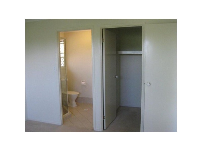 1 Pettys Road, Everton Hills QLD 4053