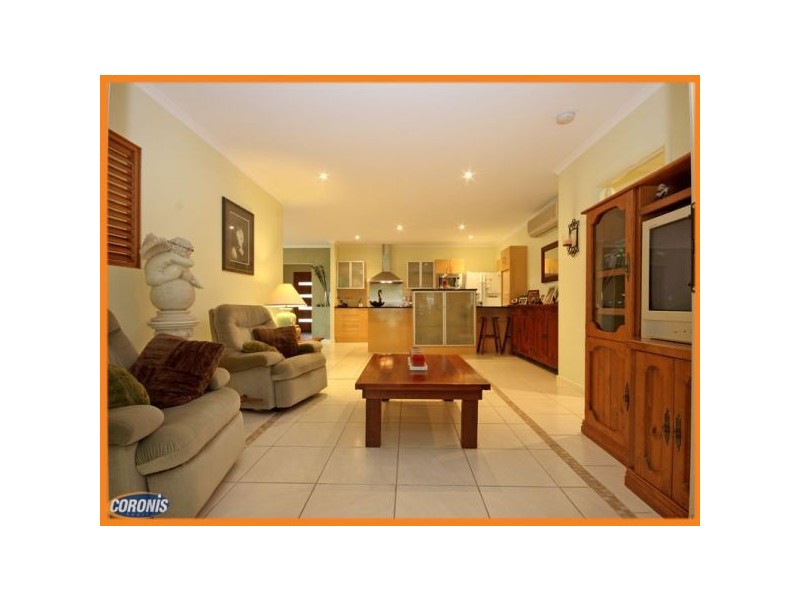 19 Somerset Lane, Little Mountain QLD 4551