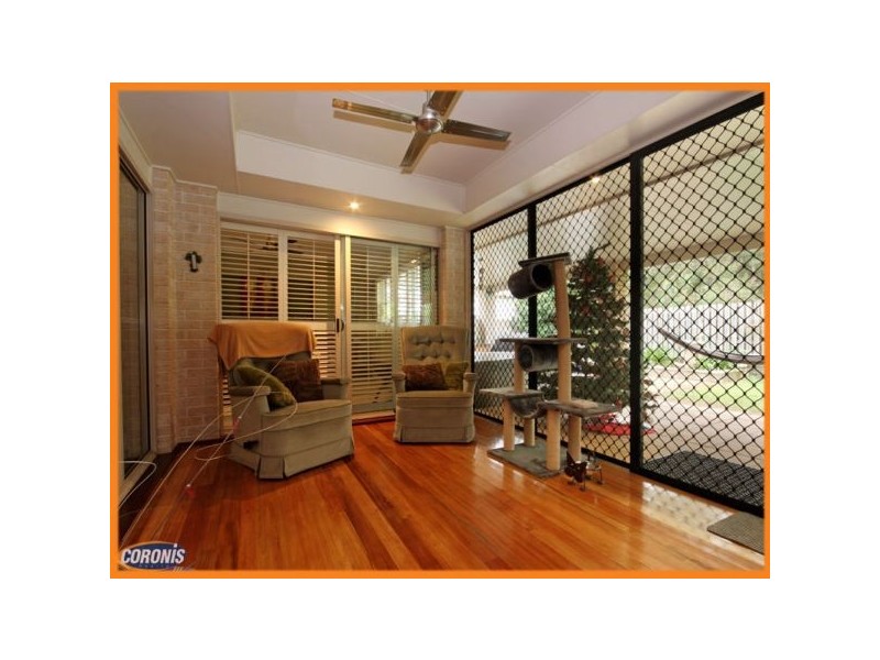19 Somerset Lane, Little Mountain QLD 4551