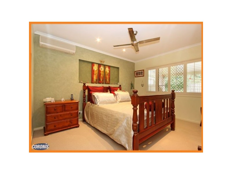 19 Somerset Lane, Little Mountain QLD 4551