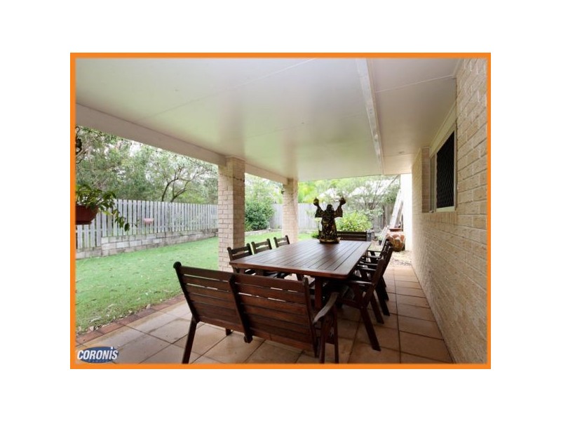 19 Somerset Lane, Little Mountain QLD 4551