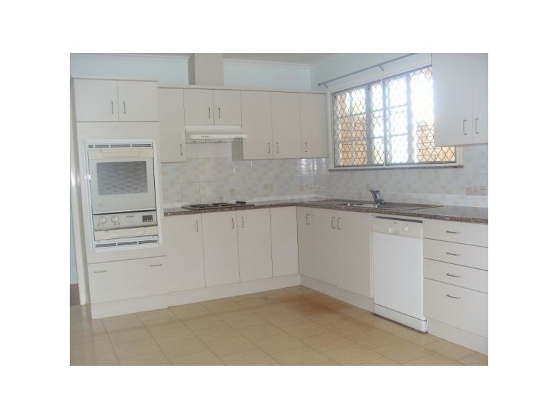 20 Pacific Street, Chermside West QLD 4032