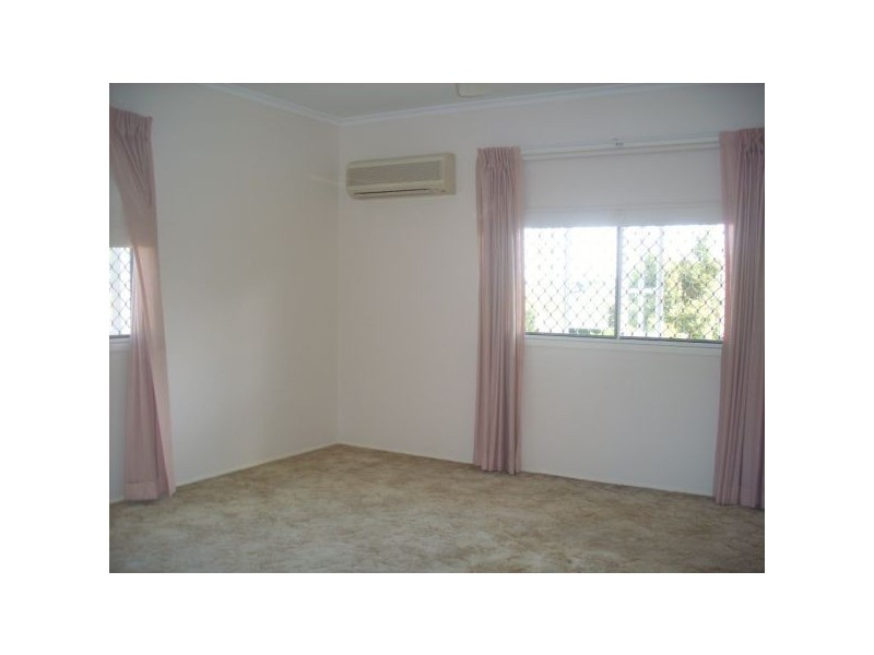 20 Pacific Street, Chermside West QLD 4032