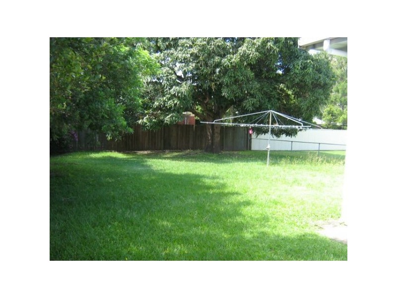 21A Storey Rd, Kallangur QLD 4503