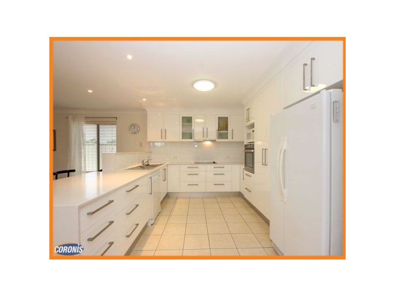 4 Rutherford Place, Pelican Waters QLD 4551