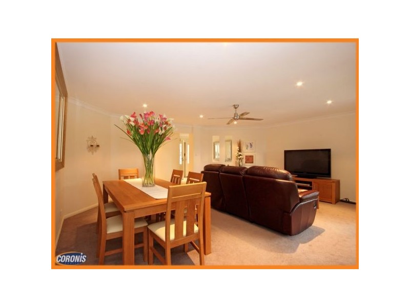 4 Rutherford Place, Pelican Waters QLD 4551