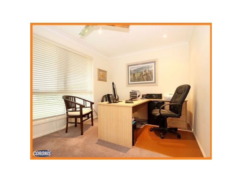 4 Rutherford Place, Pelican Waters QLD 4551