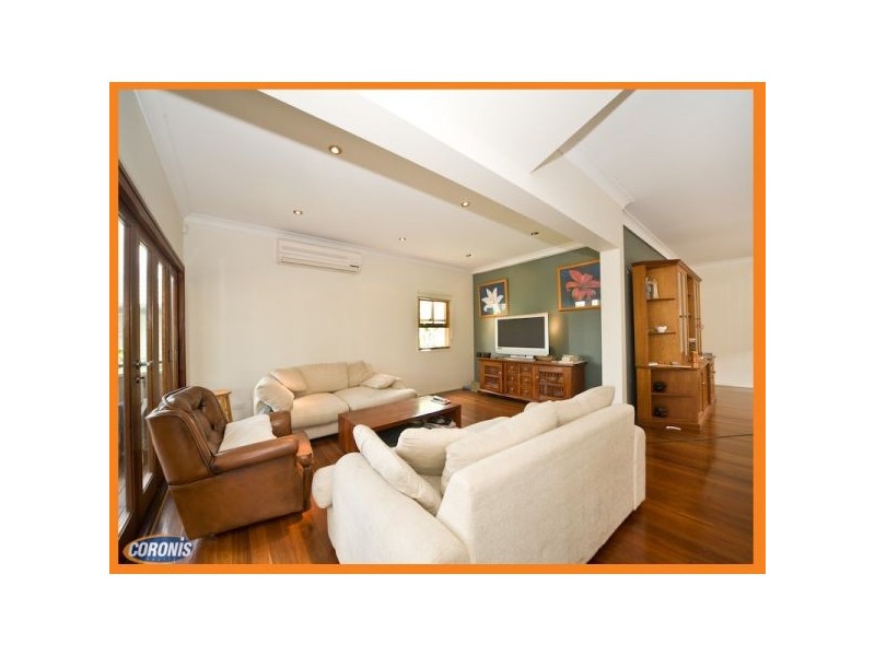 16 Lisburn Street, East Brisbane QLD 4169