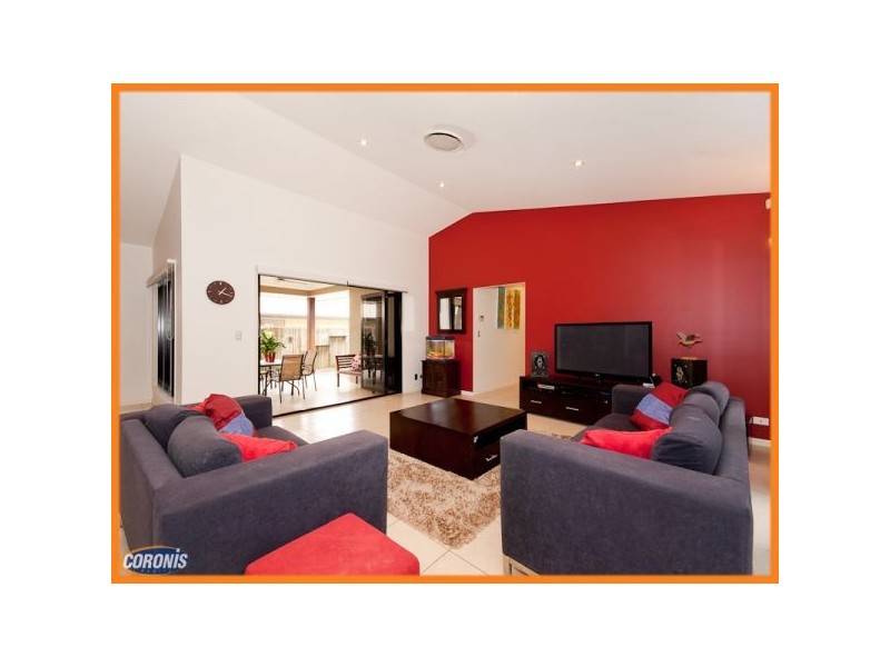 6 Brookfield Street, North Lakes QLD 4509