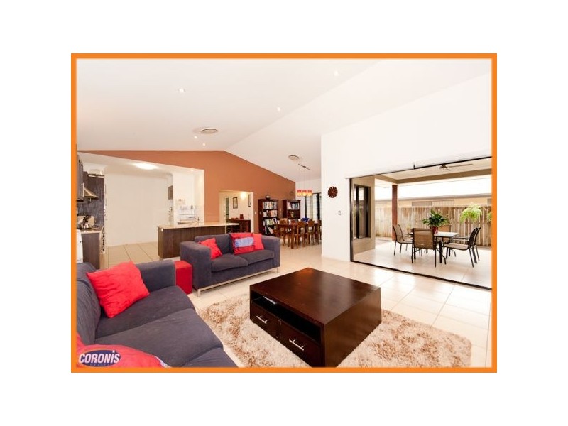 6 Brookfield Street, North Lakes QLD 4509