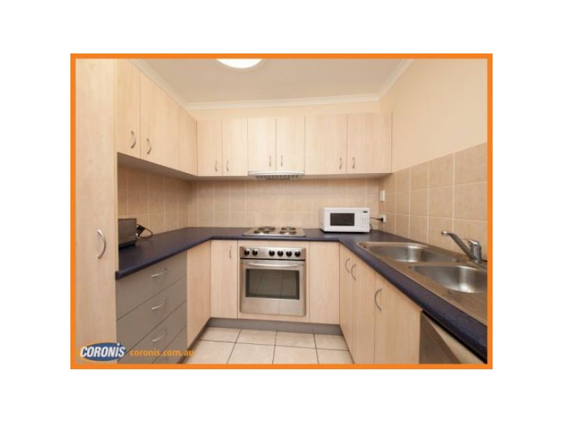 8/262 Cavendish Road, Coorparoo QLD 4151