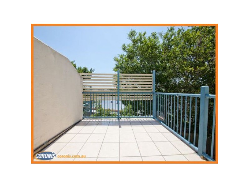 8/262 Cavendish Road, Coorparoo QLD 4151