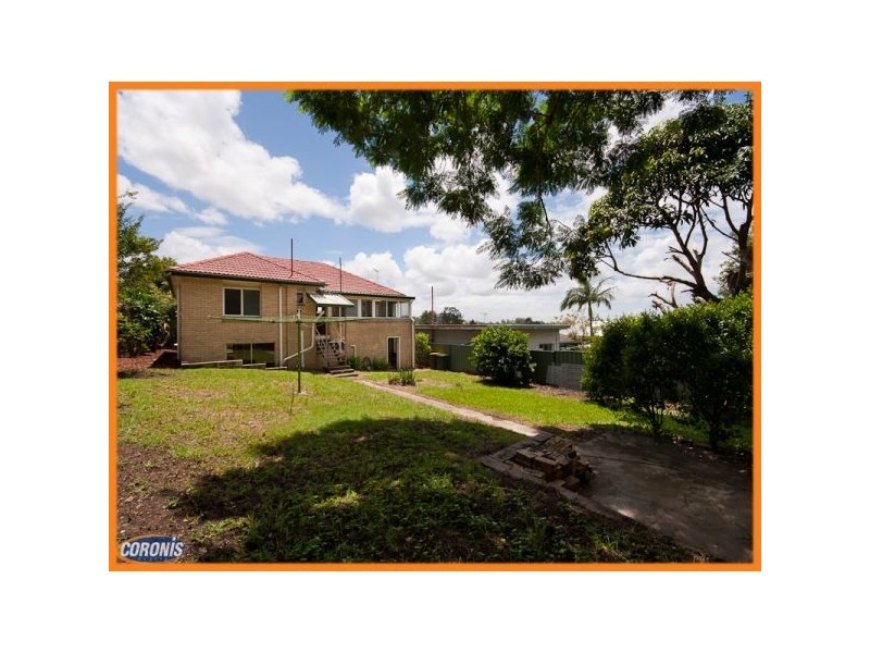 30 Sheehy Street, Stafford QLD 4053