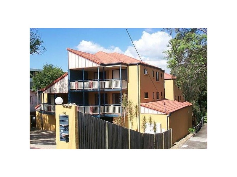 2/195 Gladstone Road, Highgate Hill QLD 4101