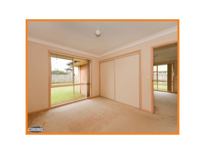 22 Hibiscus Circuit, Fitzgibbon QLD 4018