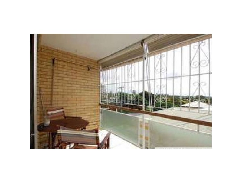 4/12 Attewell Street, Nundah QLD 4012