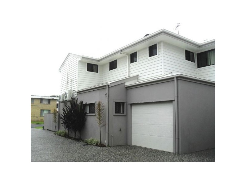 2/18 Pretoria Street, Zillmere QLD 4034