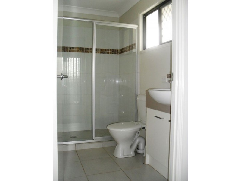 2/18 Pretoria Street, Zillmere QLD 4034