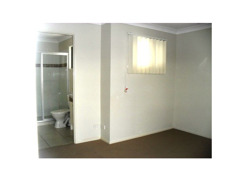 2/18 Pretoria Street, Zillmere QLD 4034