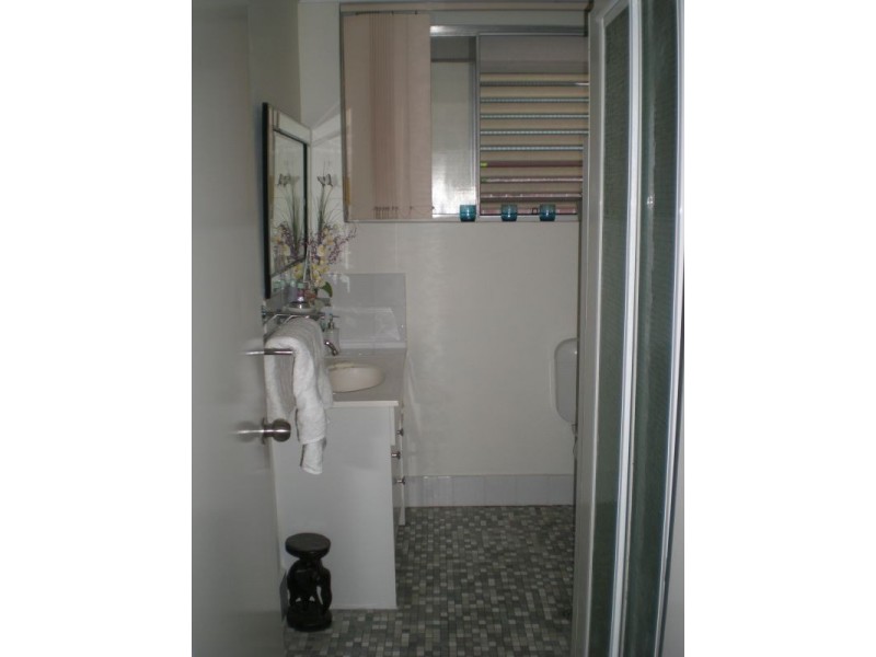 6/10 Garden Tce, Newmarket QLD 4051