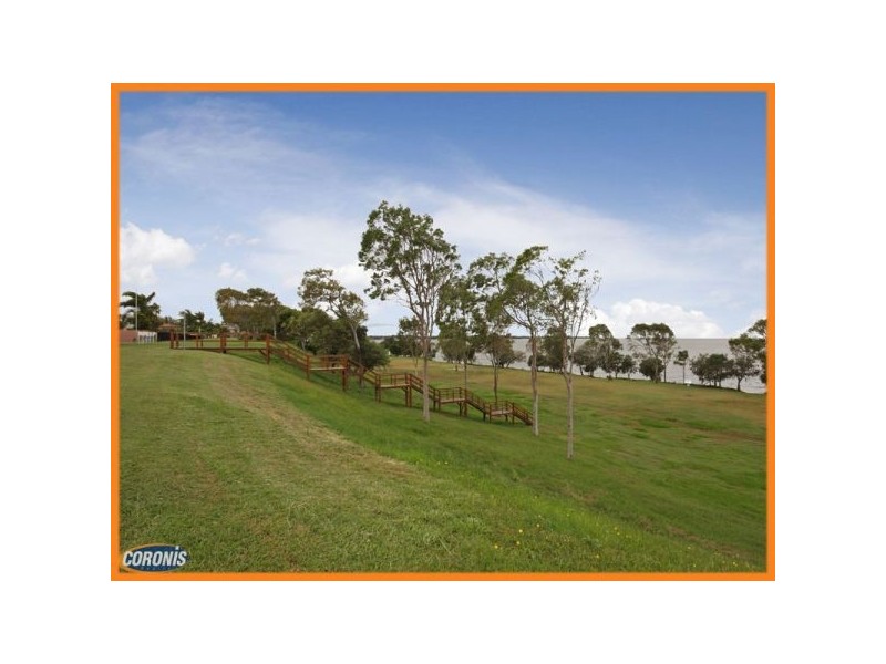 Sandstone Point QLD 4511