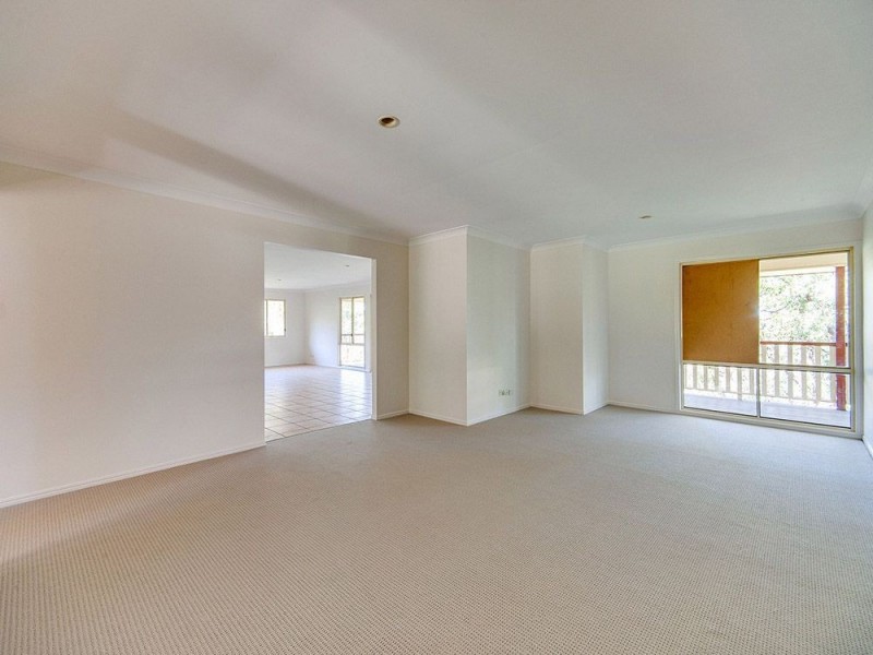 21 Bookleaf Place, Bridgeman Downs QLD 4035