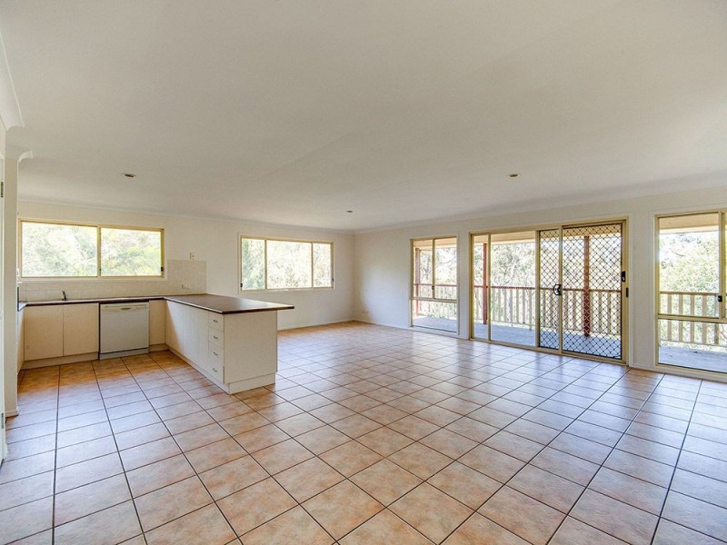 21 Bookleaf Place, Bridgeman Downs QLD 4035