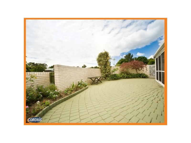 1 Mannersley Street, Carindale QLD 4152