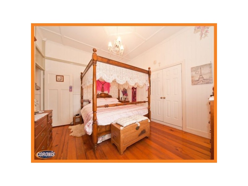 Holland Park QLD 4121