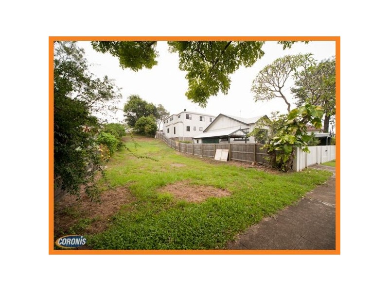 82 Sixth Avenue, Windsor QLD 4030