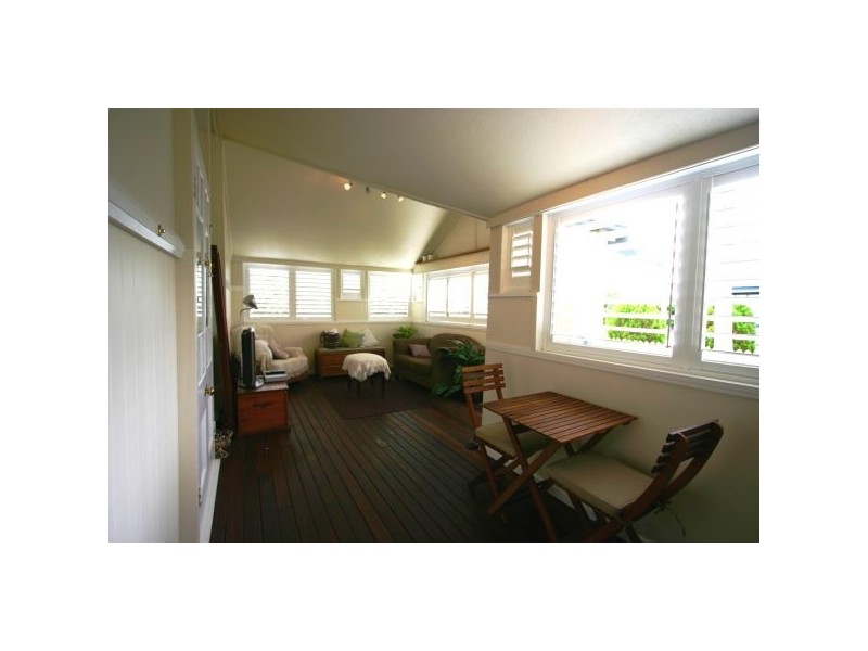 54 Ashgrove Crescent, Ashgrove QLD 4060