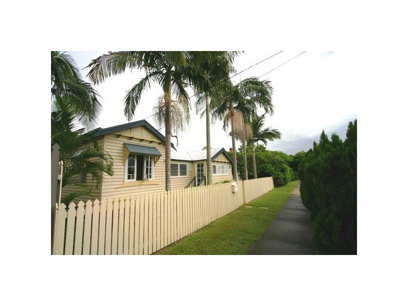 54 Ashgrove Crescent, Ashgrove QLD 4060