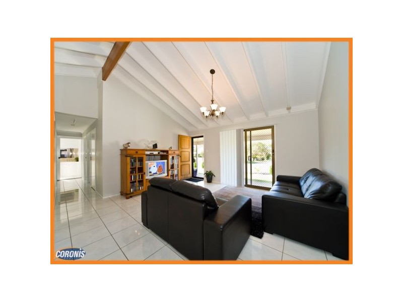 9 Wagtail Place, Deception Bay QLD 4508