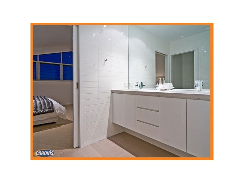 132 Carlton Terrace, Manly QLD 4179