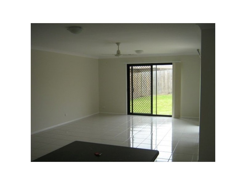 14 Grange Court, Narangba QLD 4504