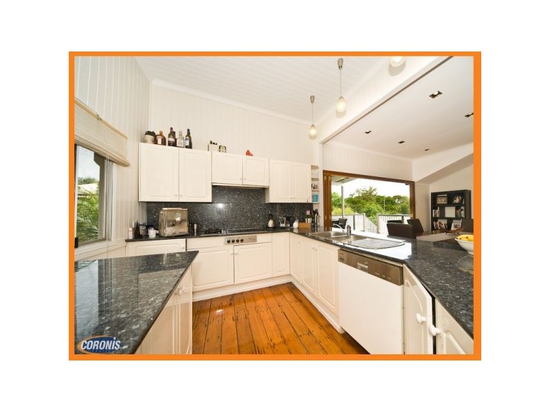 60 Cartwright St, Windsor QLD 4030