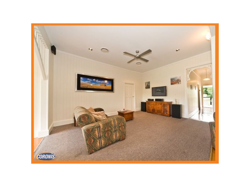 60 Cartwright St, Windsor QLD 4030