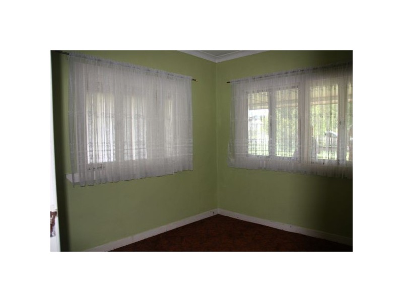 15  Bovey Street, Coopers Plains QLD 4108