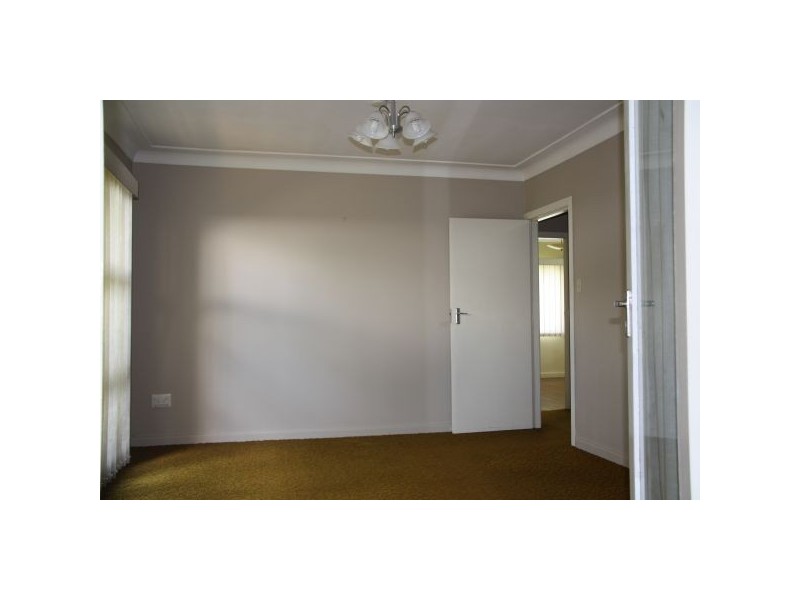 15  Bovey Street, Coopers Plains QLD 4108