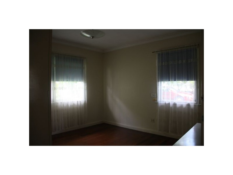 15  Bovey Street, Coopers Plains QLD 4108