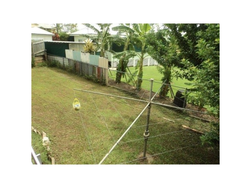 1 Lennox Street, Gordon Park QLD 4031