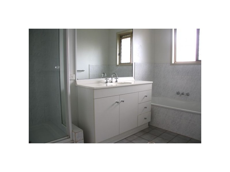 20 Ashley Court, Wellington Point QLD 4160