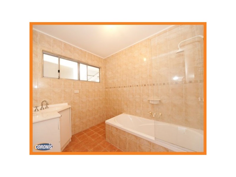 19  Laughlin Street, Kingston QLD 4114